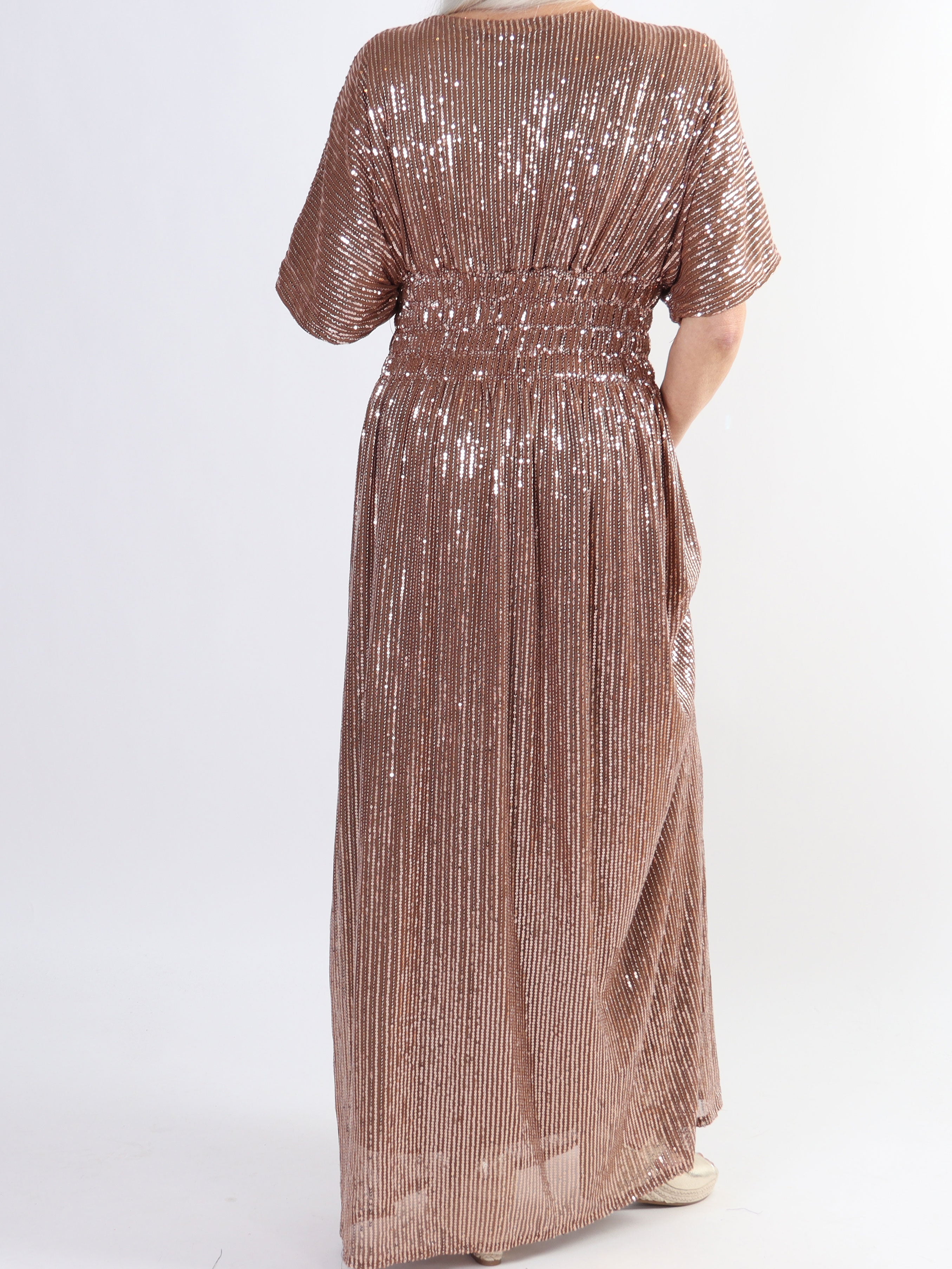 Pams Glitter - Lång plus size klänning med paljetter